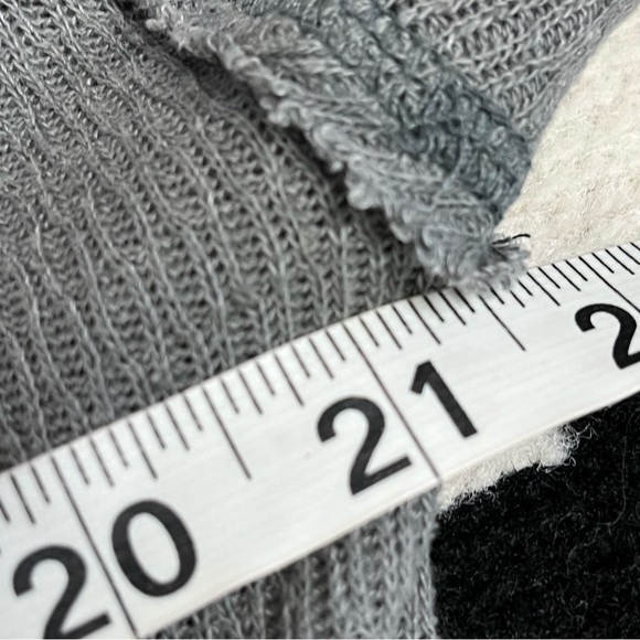 FREE PEOPLE We The Free Size Rainbow Trim Henley Thermal Top Size Small - Picture 8 of 10